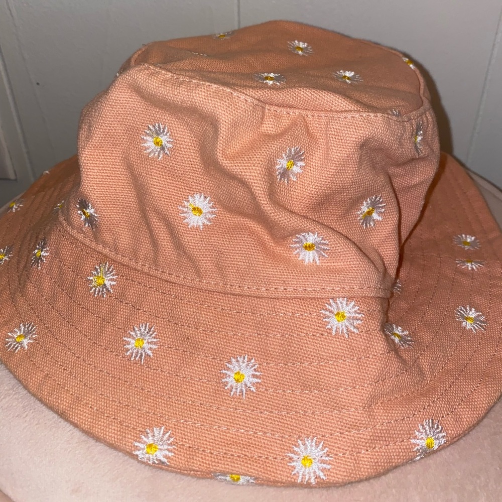 Daisy Bucket Hat